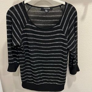 Slouchy Basic Black & Silver SUPER SOFT 3/4 Length Size Small Top *Offer Me! :)